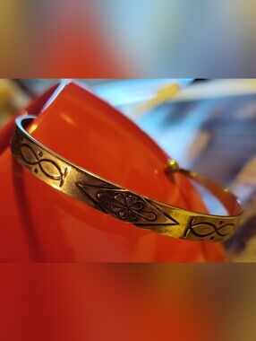Silver Plated Floral Engraved Bangle Bracelet